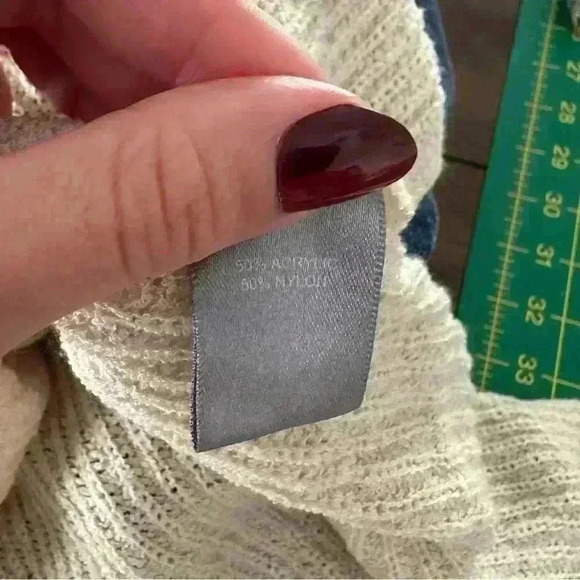 Vintage style neutral open‎ knit sweater top - Picture 9 of 9